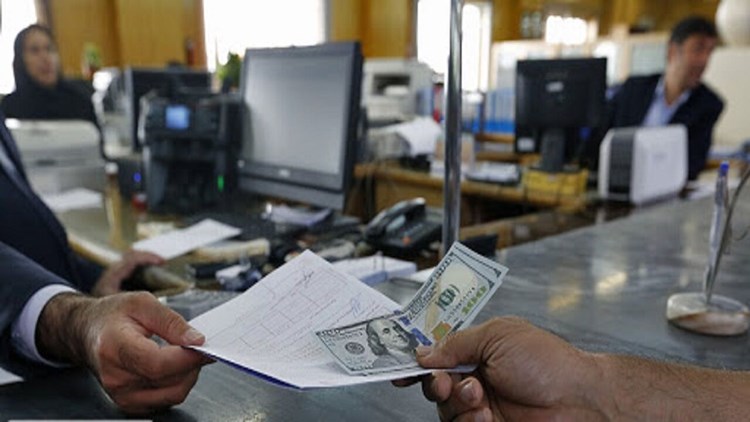 مروری بر بند به بند ابلاغیه جدید رفع تعهد ارزی بانک مرکزی  