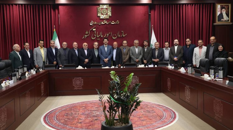 مشکلات تخصصی اعضای اتحادیه آوندا به رئیس سازمان امور مالیاتی منتقل شد