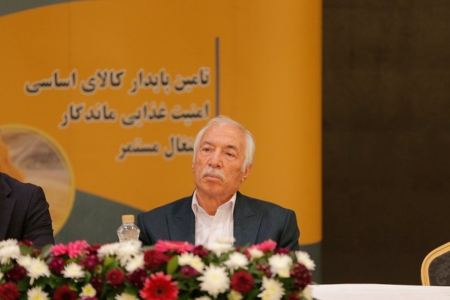 بانک مرکزی و وزارت جهادکشاورزی پاسخگوی عدم تامین ارز نیستند
