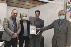 تقدیر از اتحادیه واردکنندگان نهاده های دام وطیور ایران در فیداکسپو
